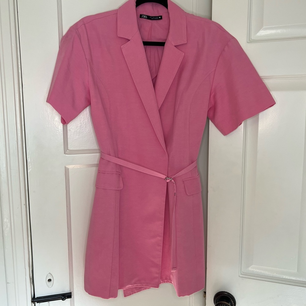 Zara pink structured suit dress with belt